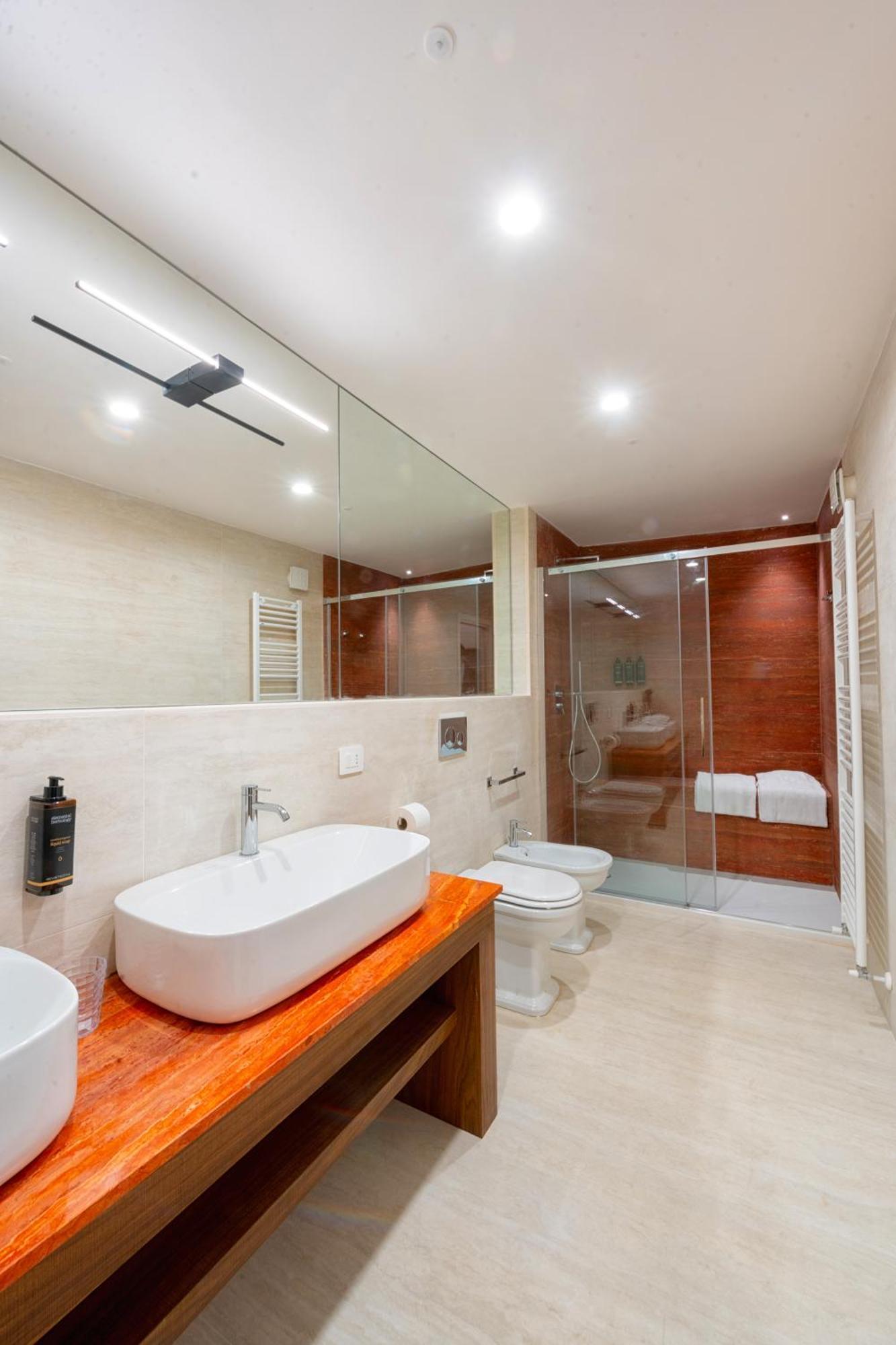 Agh - Capranica Hotel Рим Екстериор снимка